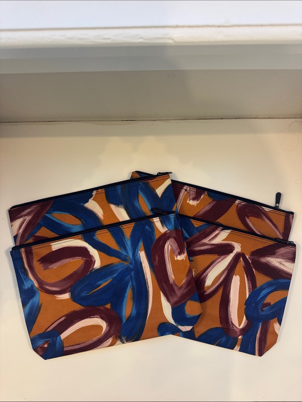 Thirty-one Storage/Travel Pouches with zipper. Set of 4